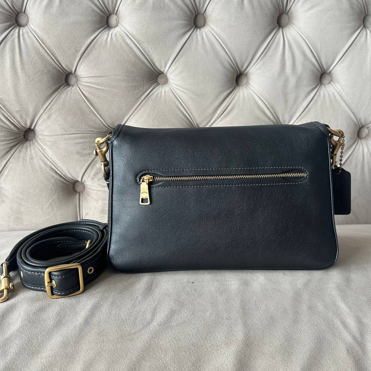 COACH SOFT TABBY SHOULDER BAG | BLACK