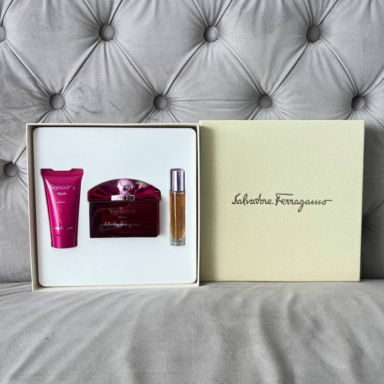 SALVATORE FERRAGAMO SIGNORINA RIBELLE | SET (DMG BOX)