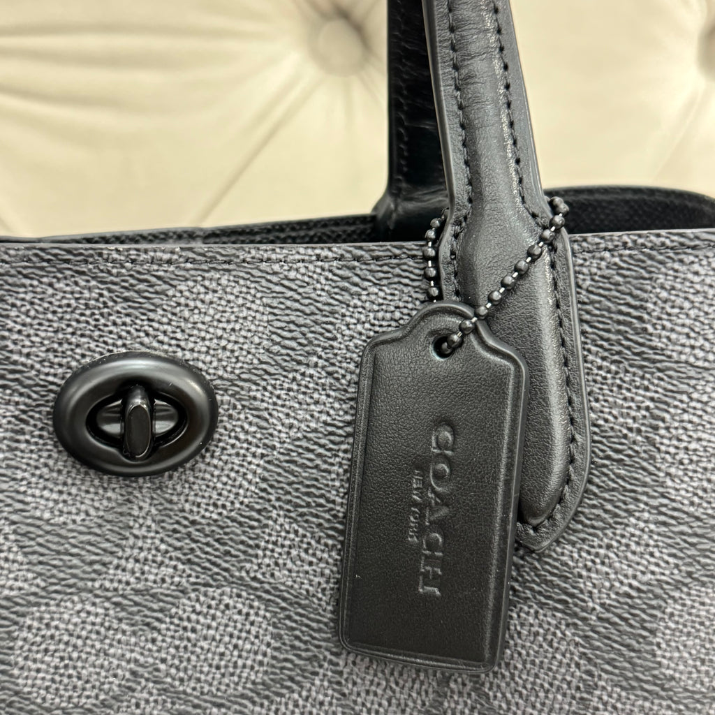 COACH WILLOW TOTE 24 BAG | BLACK