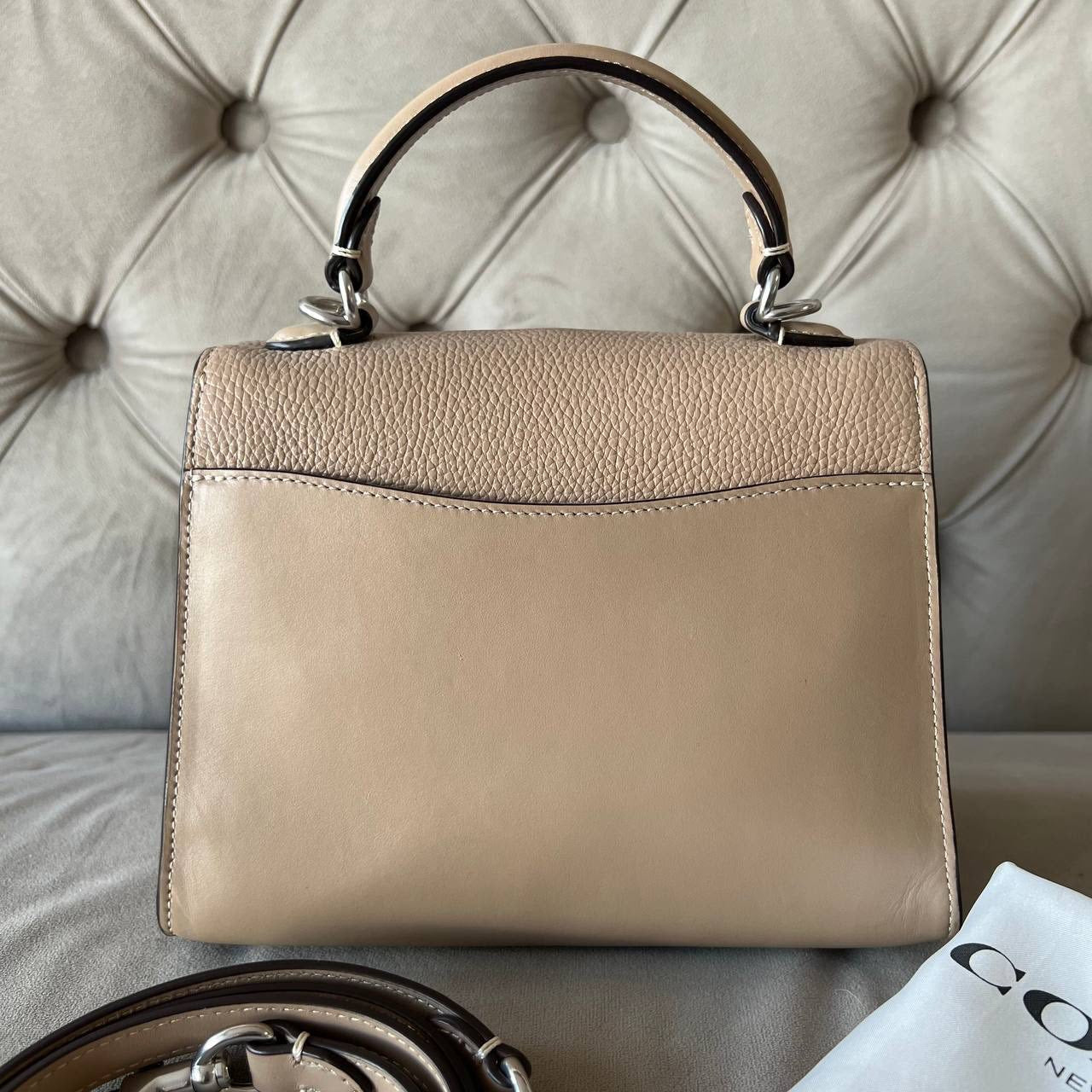 COACH TABBY TOP HANDLE BAG | NUDE