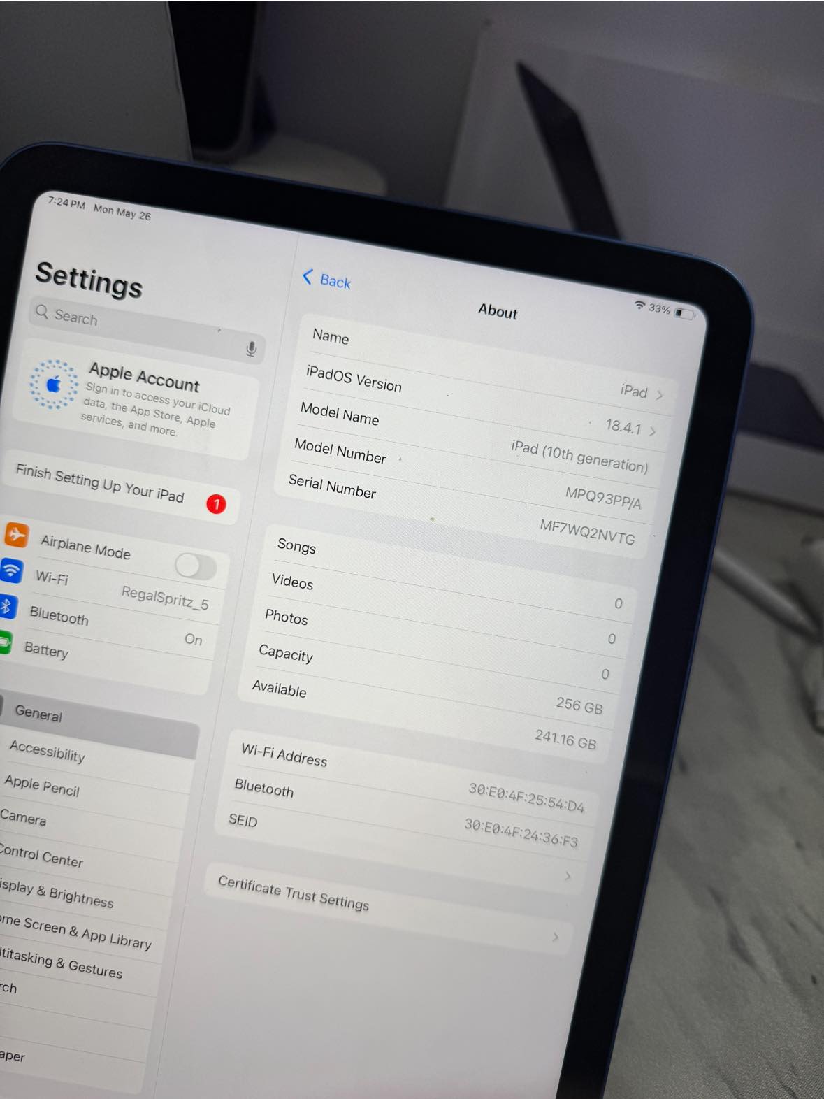 iPad 10th Gen