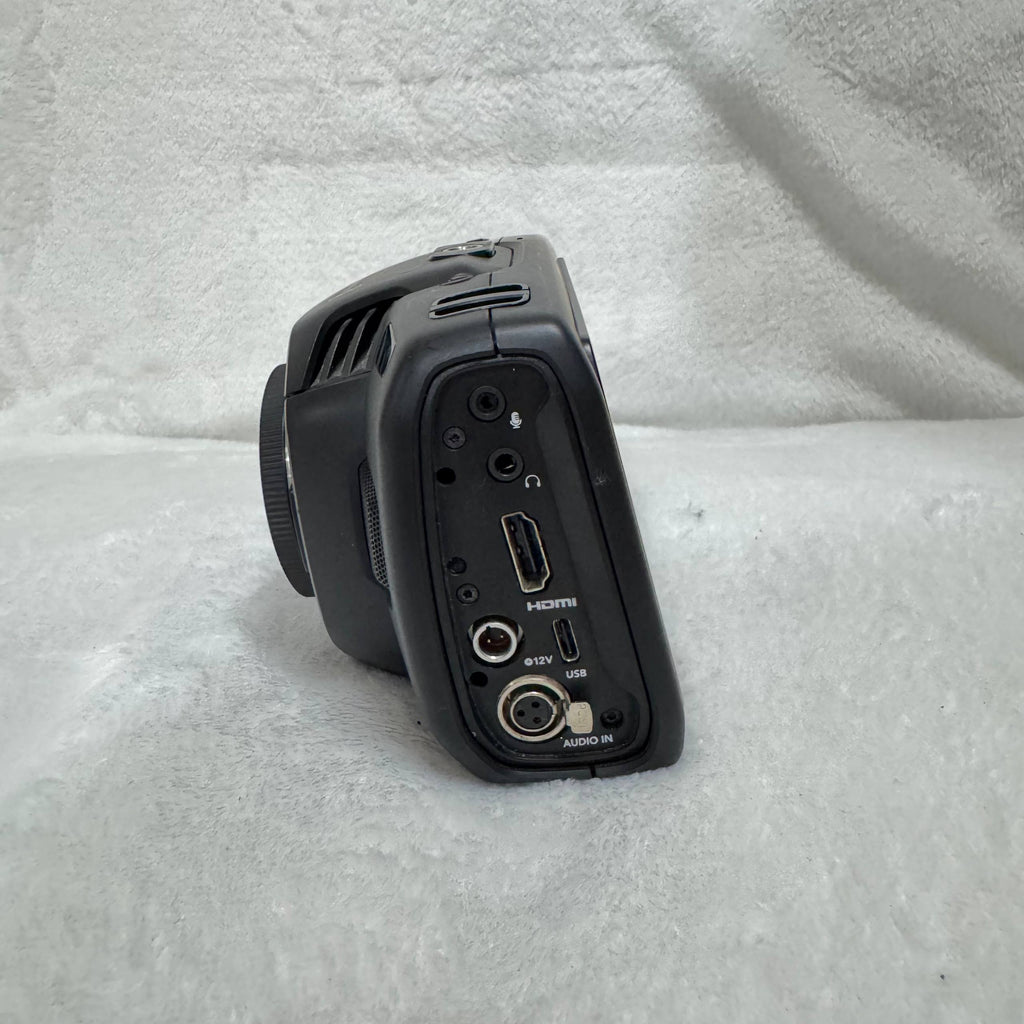 BLACKMAGIC POCKET CINEMA CAMERA 4K (BMPCC4K)