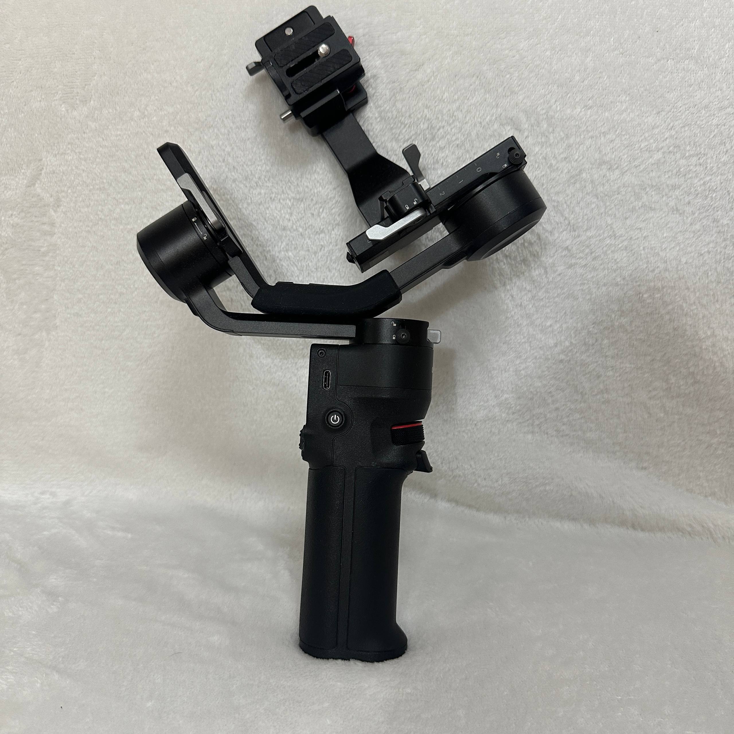 GO PRO CREATOR BUNDLE HANDLE