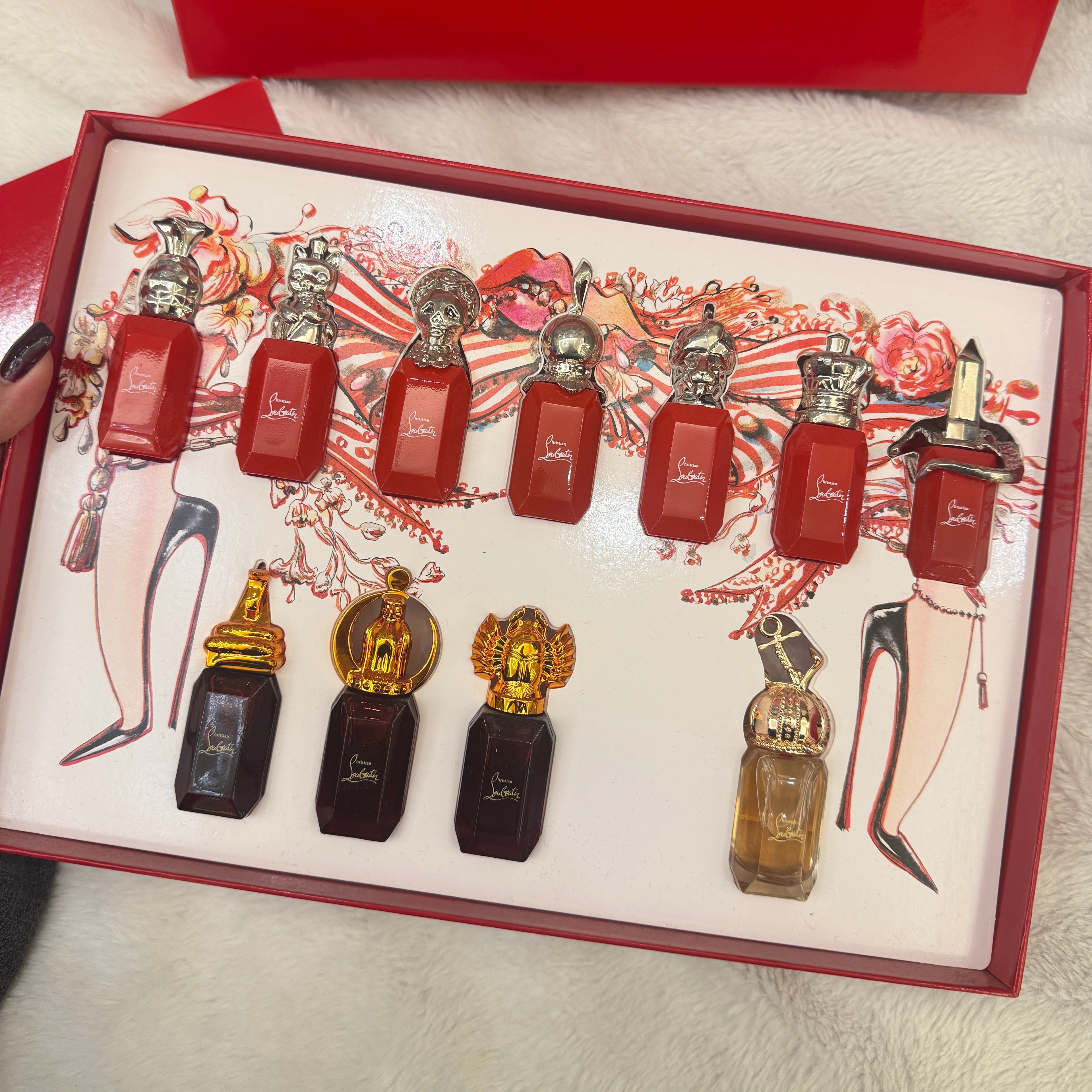 (PREORDER) CHRISTIAN LOUBOUTIN MINIS SET | 11 x 9ML