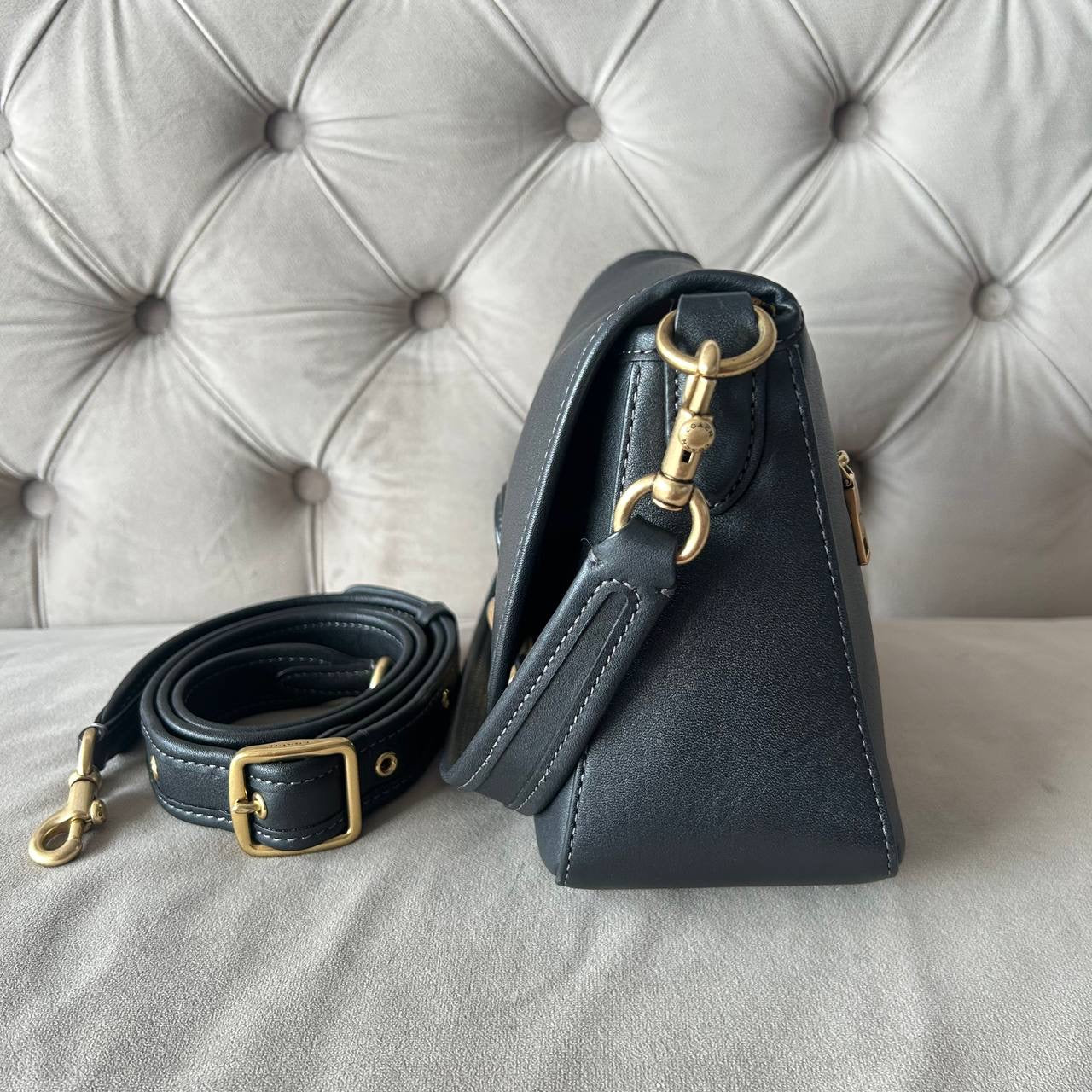 COACH SOFT TABBY SHOULDER BAG | BLACK
