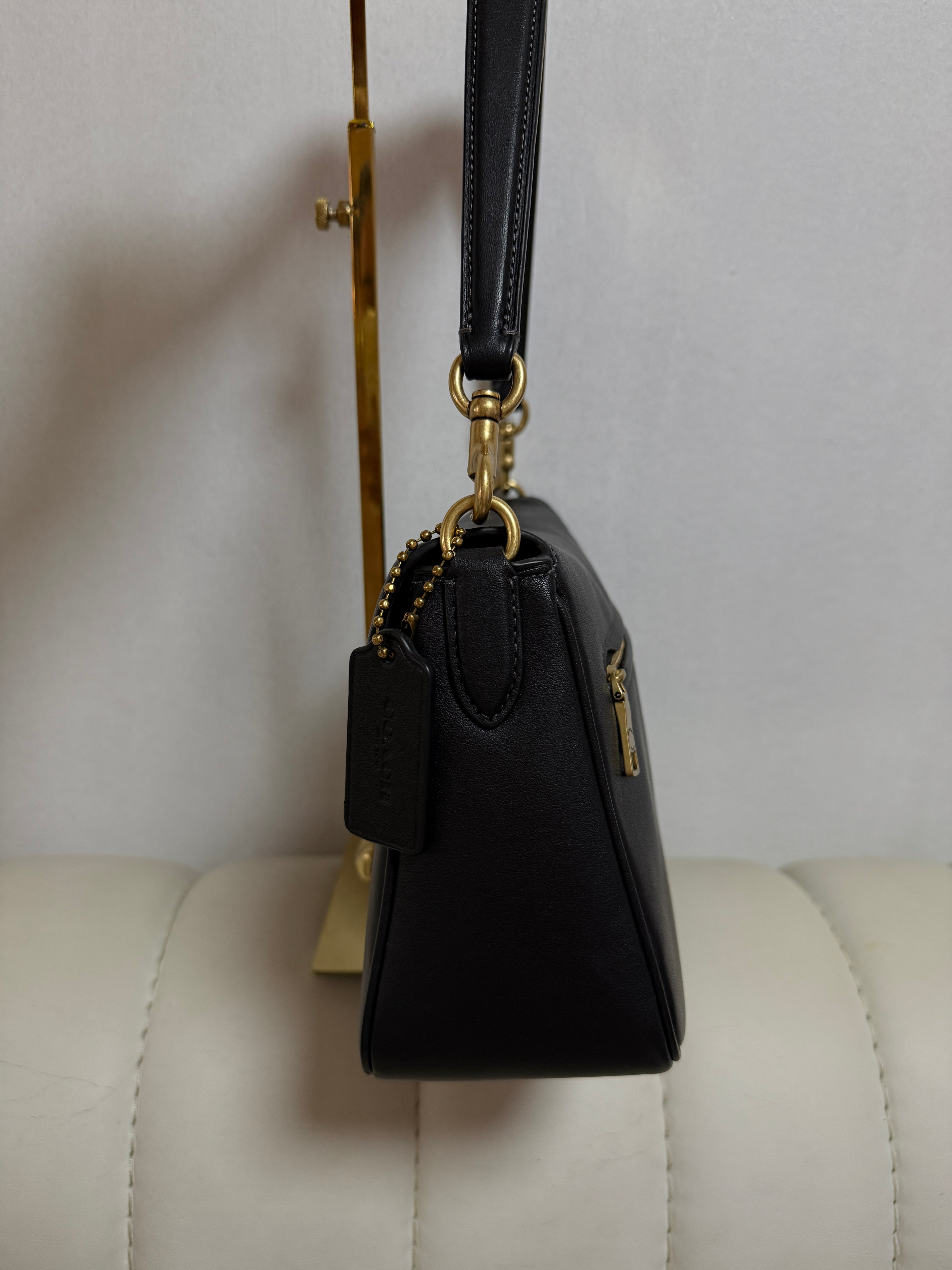 COACH SOFT TABBY SHOULDER BAG | BLACK (NEW/REFRESHED VERSION)