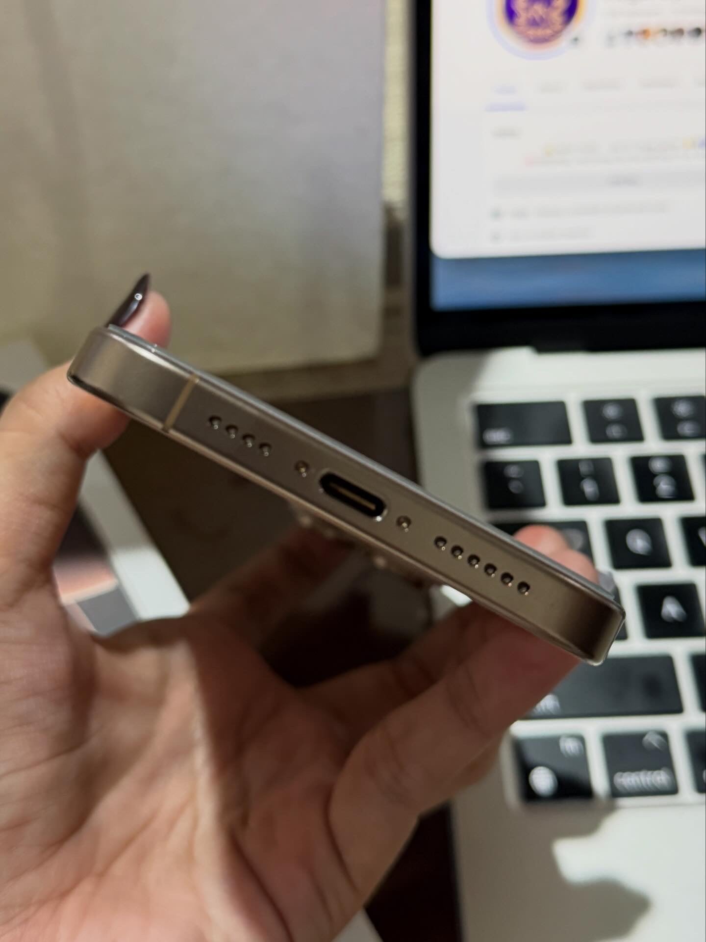 IPHONE 16 PRO MAX | 256GB | DESERT TITANIUM | SMARTLOCKED