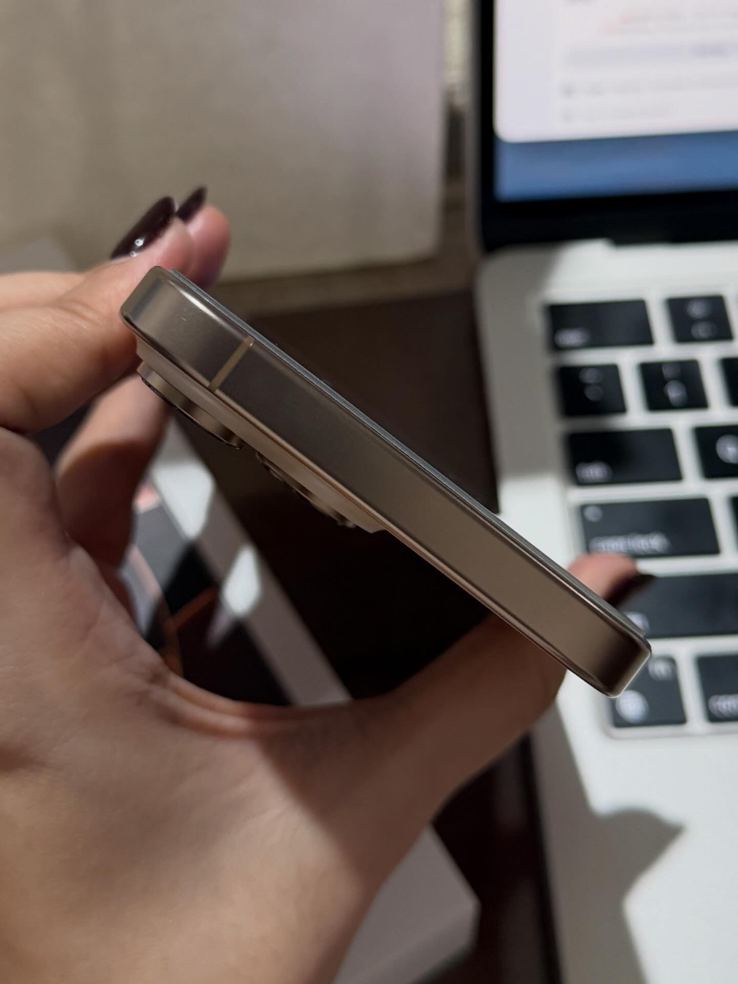 IPHONE 16 PRO MAX | 256GB | DESERT TITANIUM | SMARTLOCKED