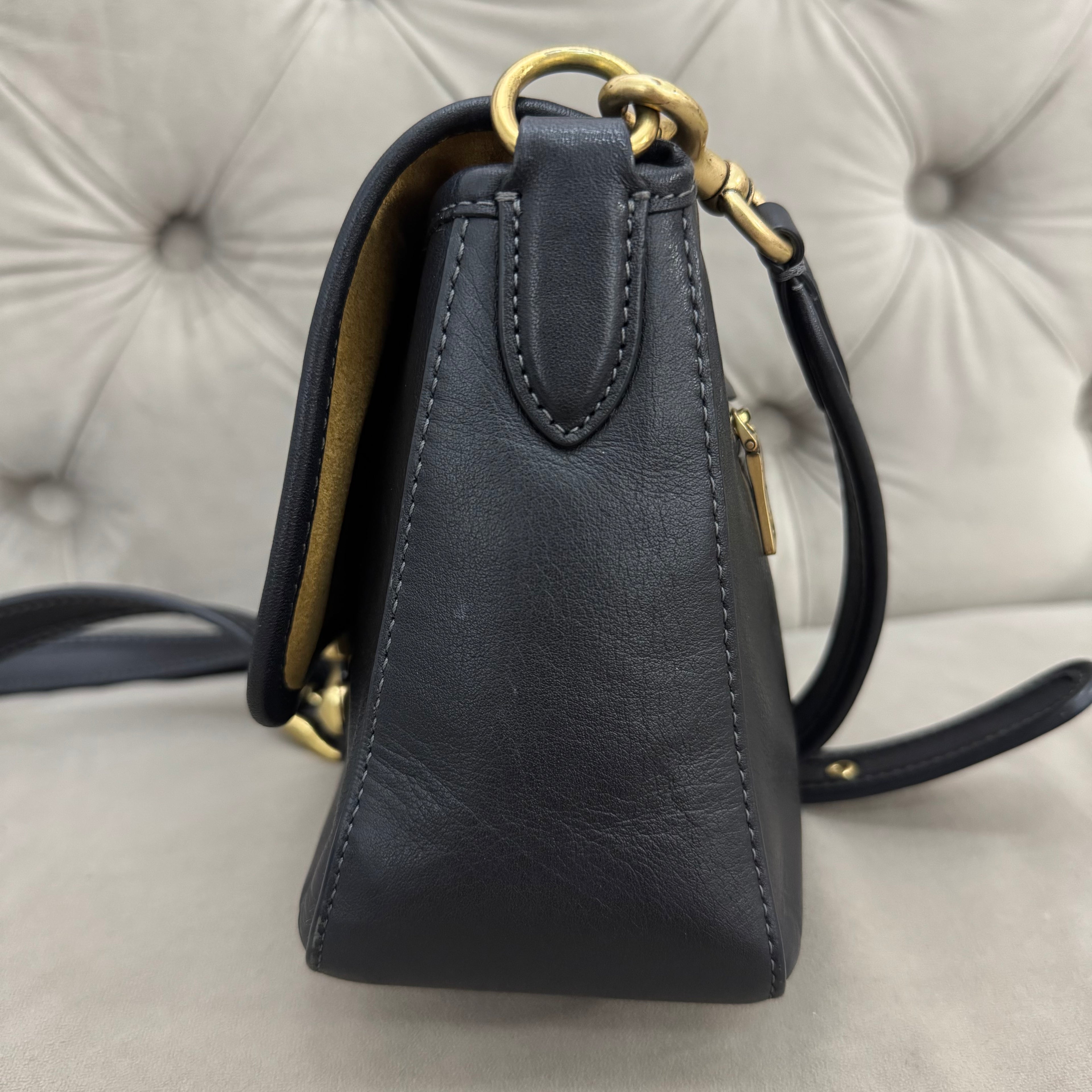 COACH SOFT TABBY SHOULDER BAG | BLACK (WELL USED)