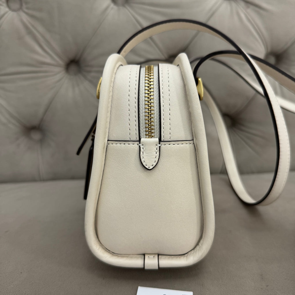 COACH SWING ZIP BAG | CHALK WHITE
