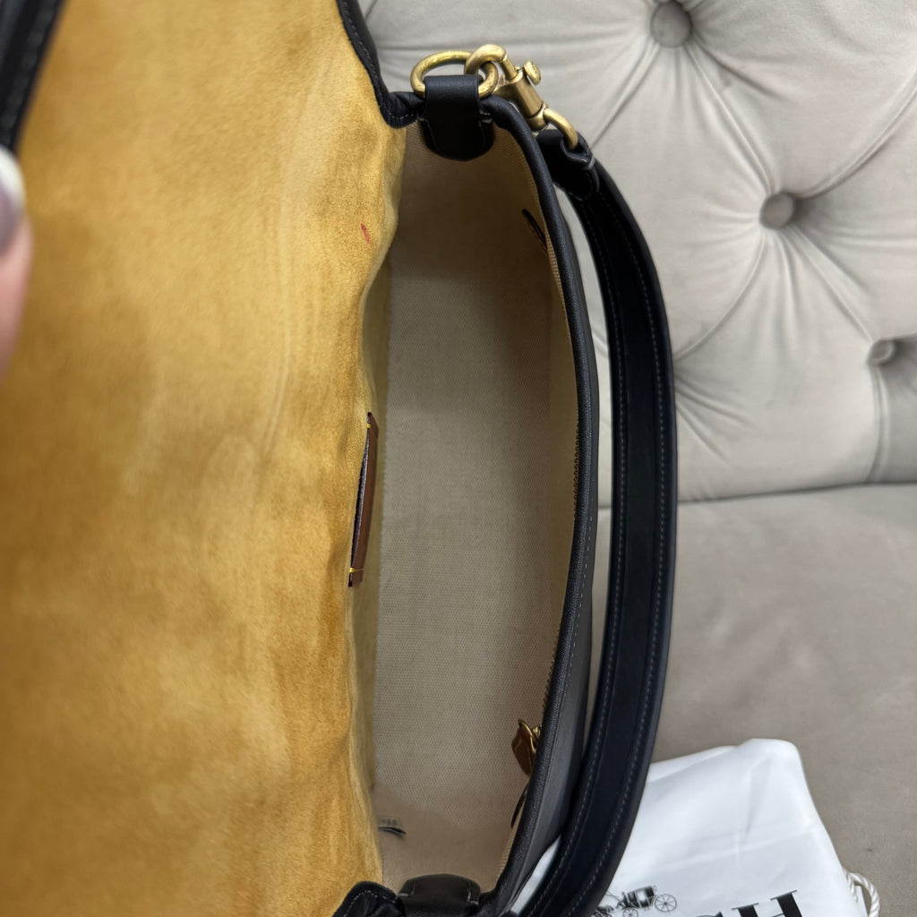 COACH SOFT TABBY SHOULDER BAG | BLACK