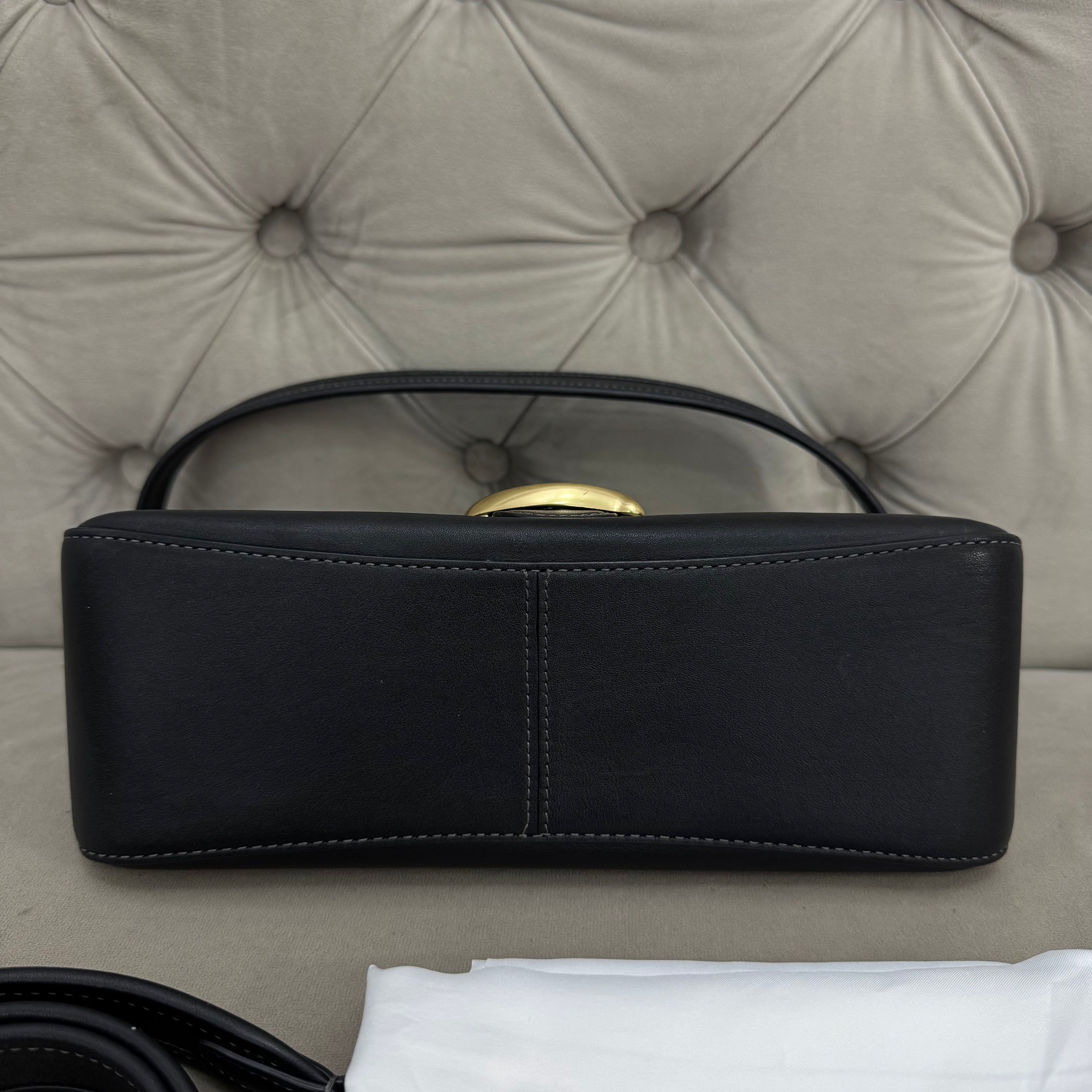 COACH SOFT TABBY SHOULDER BAG | BLACK