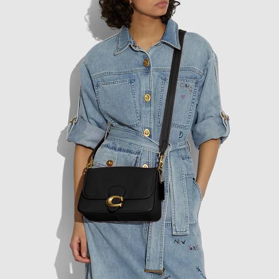 COACH SOFT TABBY SHOULDER BAG | BLACK
